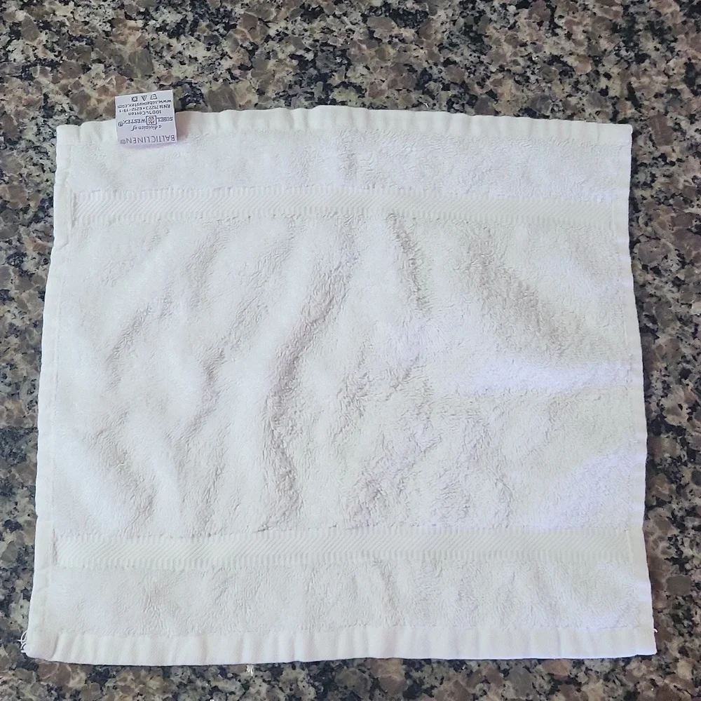 Lot Of 10 Washcloths 100% cotton thick white unbranded like new condition